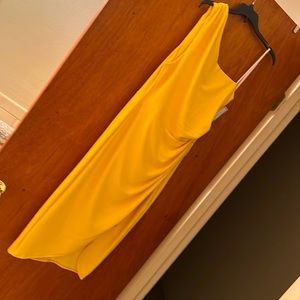 Beautiful yellow dress